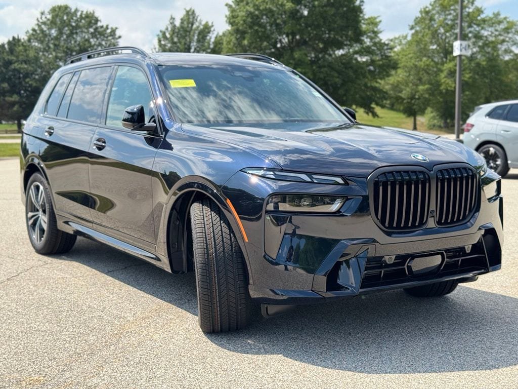 New 2027 BMW X7 xDrive40i w/ M Sport Package AWD/4WD image 8