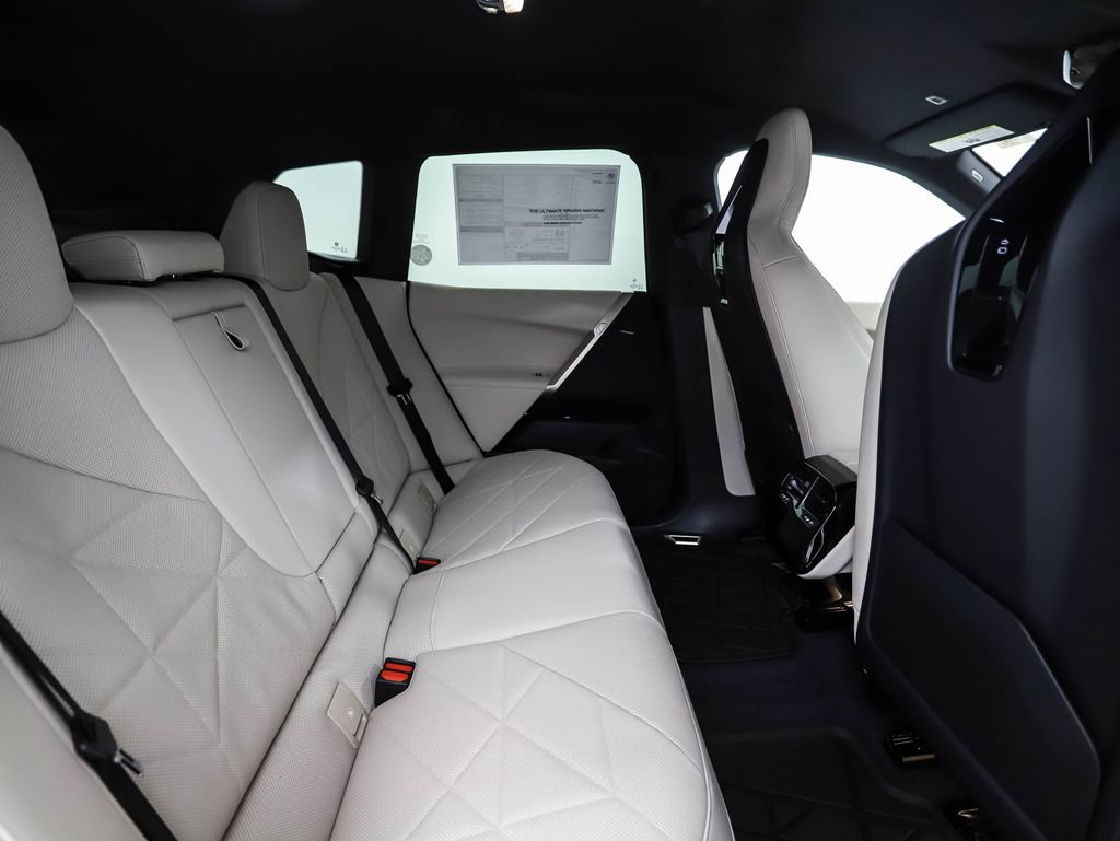 New 2026 BMW iX xDrive45 w/ Premium Package image 27