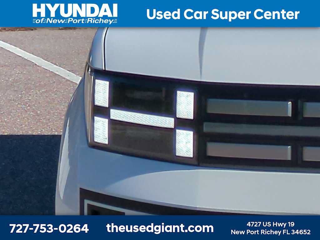 Used 2026 Hyundai Santa Fe SE FWD image 9
