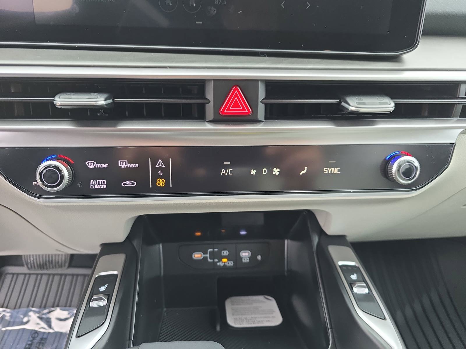 New 2026 Kia Sorento X-Line EX AWD/4WD image 23