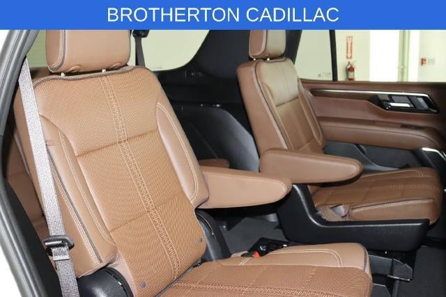 Used 2025 Chevrolet Tahoe High Country AWD/4WD image 33