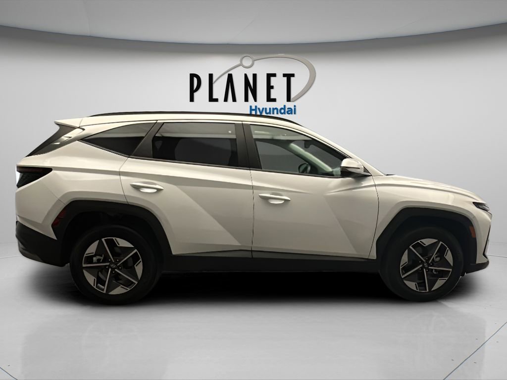 Certified 2025 Hyundai Tucson SEL image 8