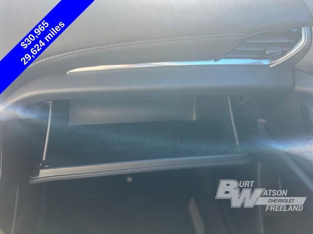 Used 2023 Chevrolet Traverse LT image 21