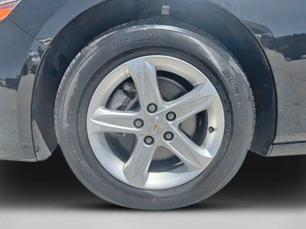 Used 2024 Chevrolet Malibu LT FWD image 28