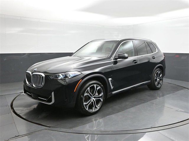 New 2026 BMW X5 xDrive50e w/ Premium Package image 1