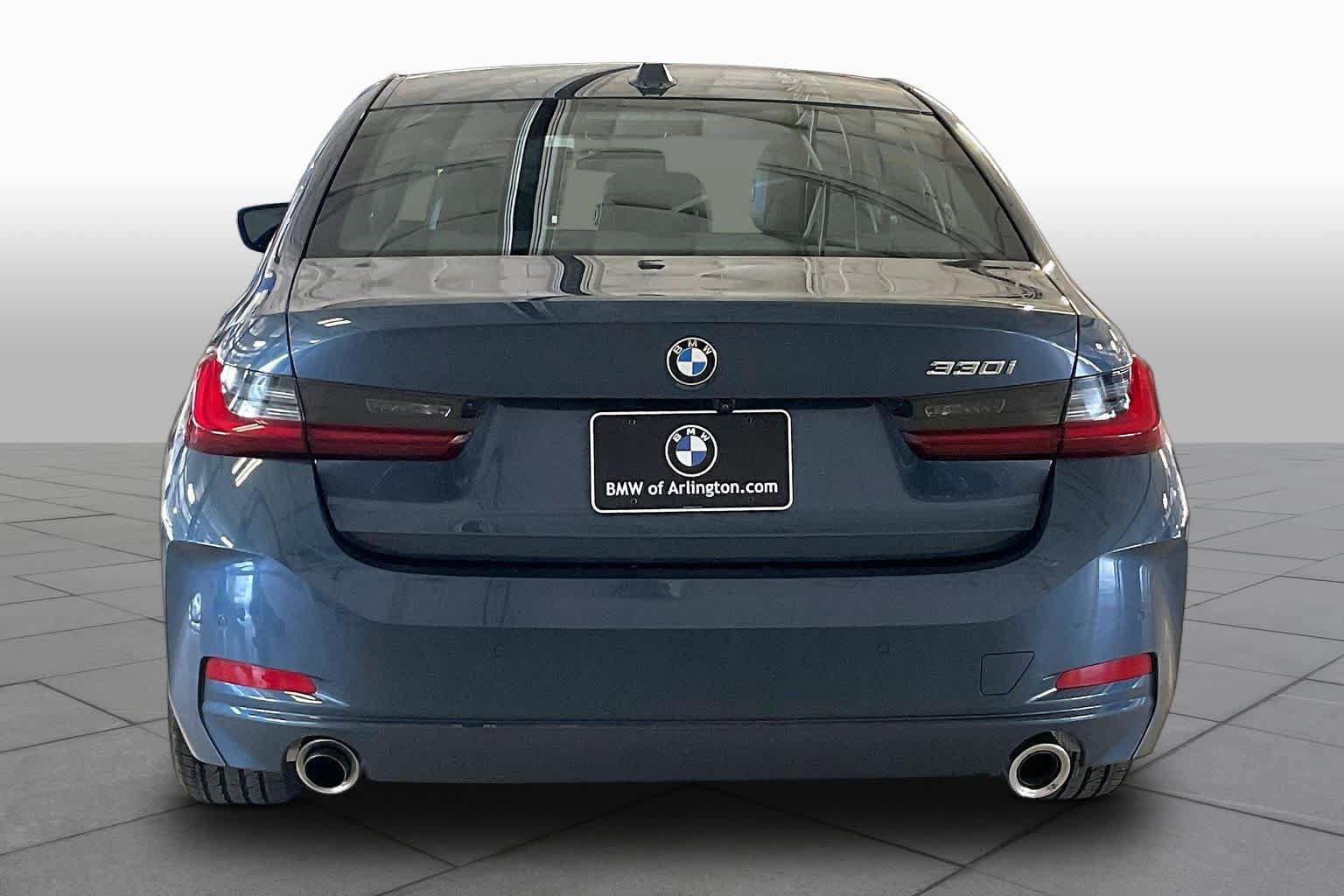 Used 2025 BMW 330i Sedan RWD image 4