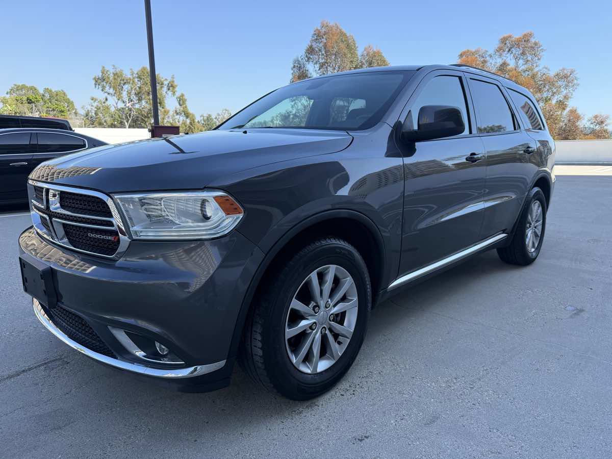 Used 2018 Dodge Durango SXT w/ Quick Order Package 2BB image 3