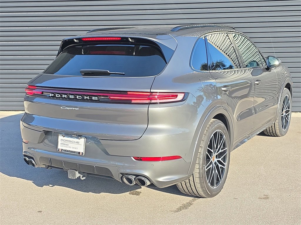 New 2025 Porsche Cayenne image 7