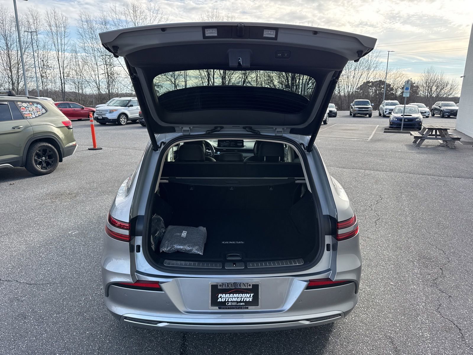 Used 2025 Genesis Electrified GV70 Advanced w/ Prestige Package image 10