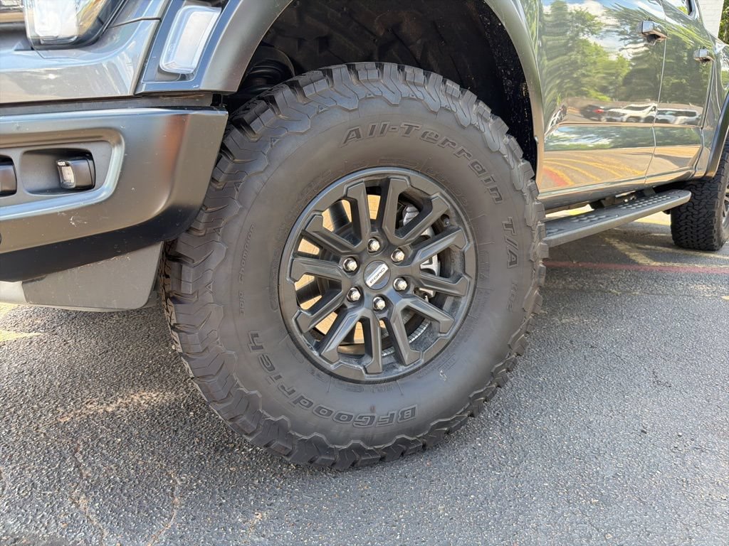 Used 2025 Ford F150 Raptor AWD/4WD image 2