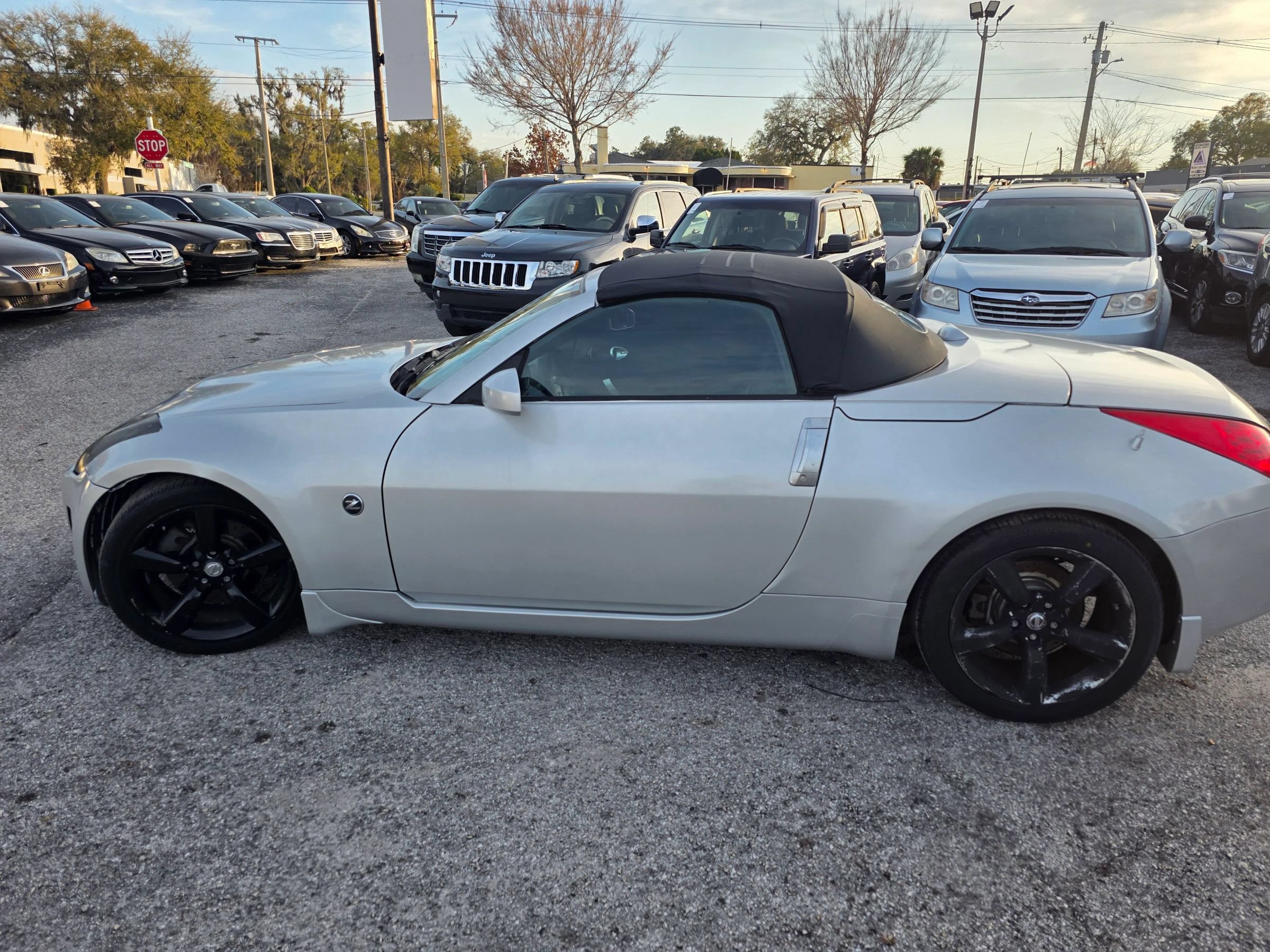 Used 2007 Nissan 350Z Enthusiast RWD image 21