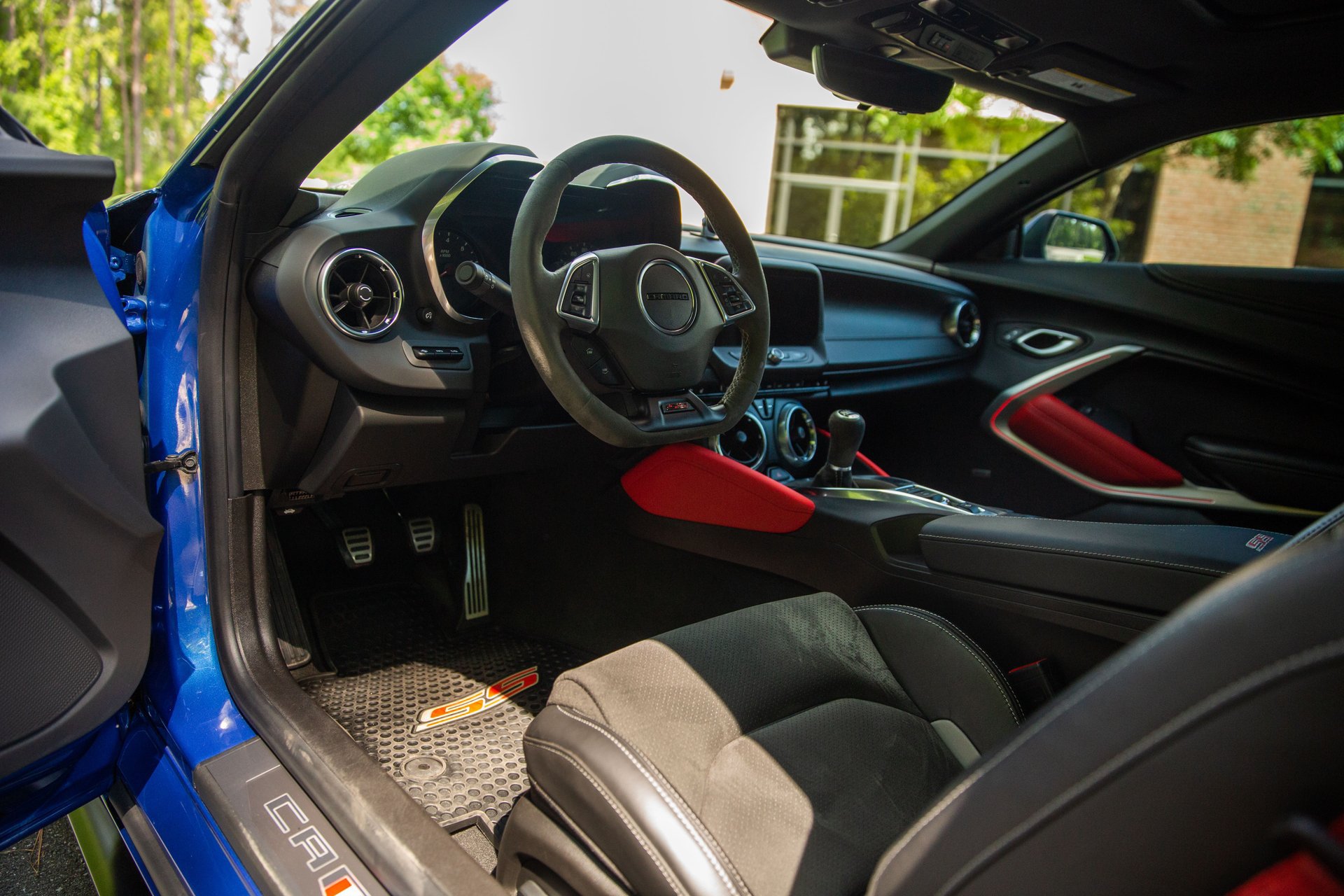 Used 2023 Chevrolet Camaro SS RWD image 36