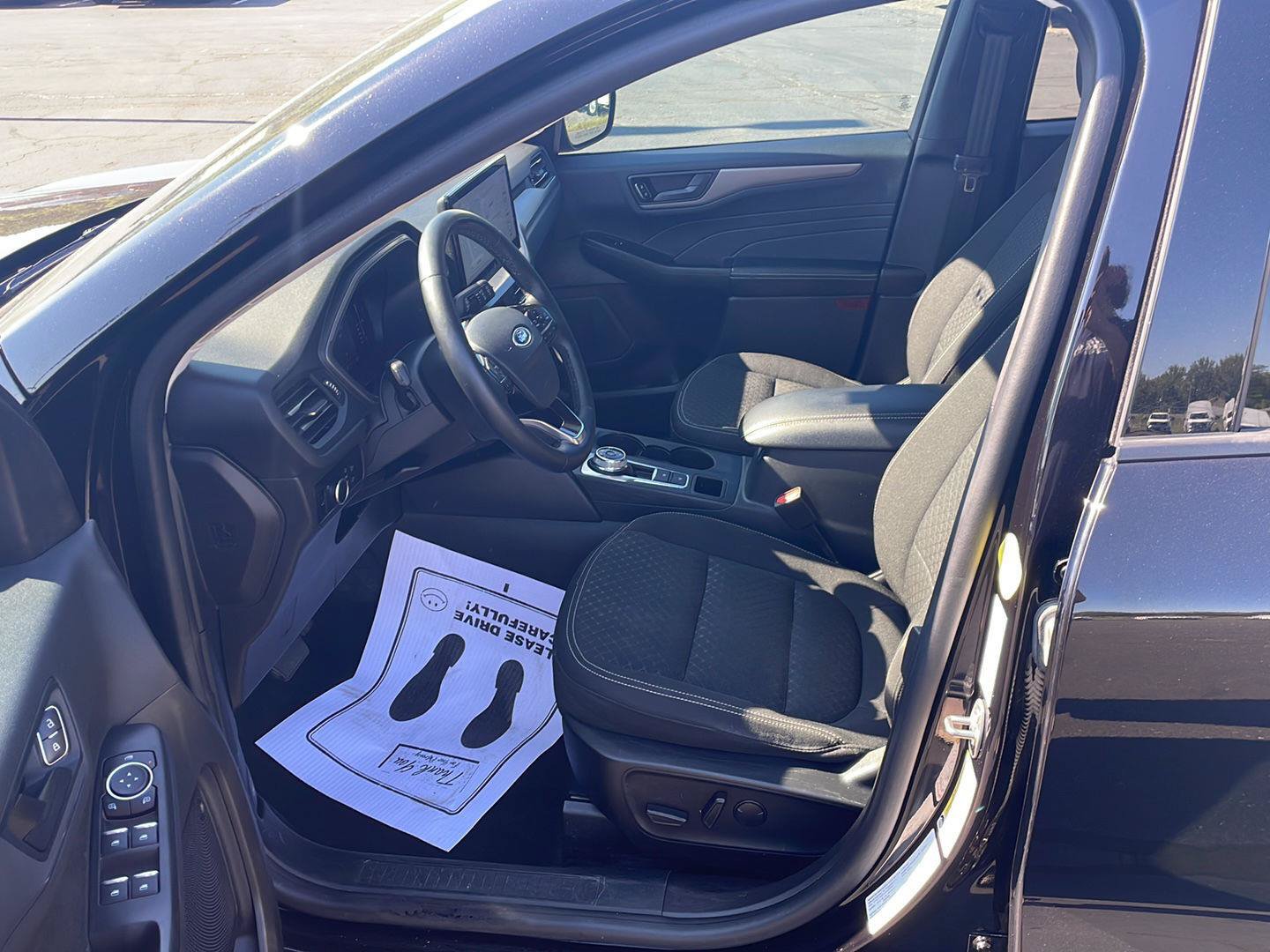 Used 2023 Ford Escape Active w/ Tech Pack #1 AWD/4WD image 10