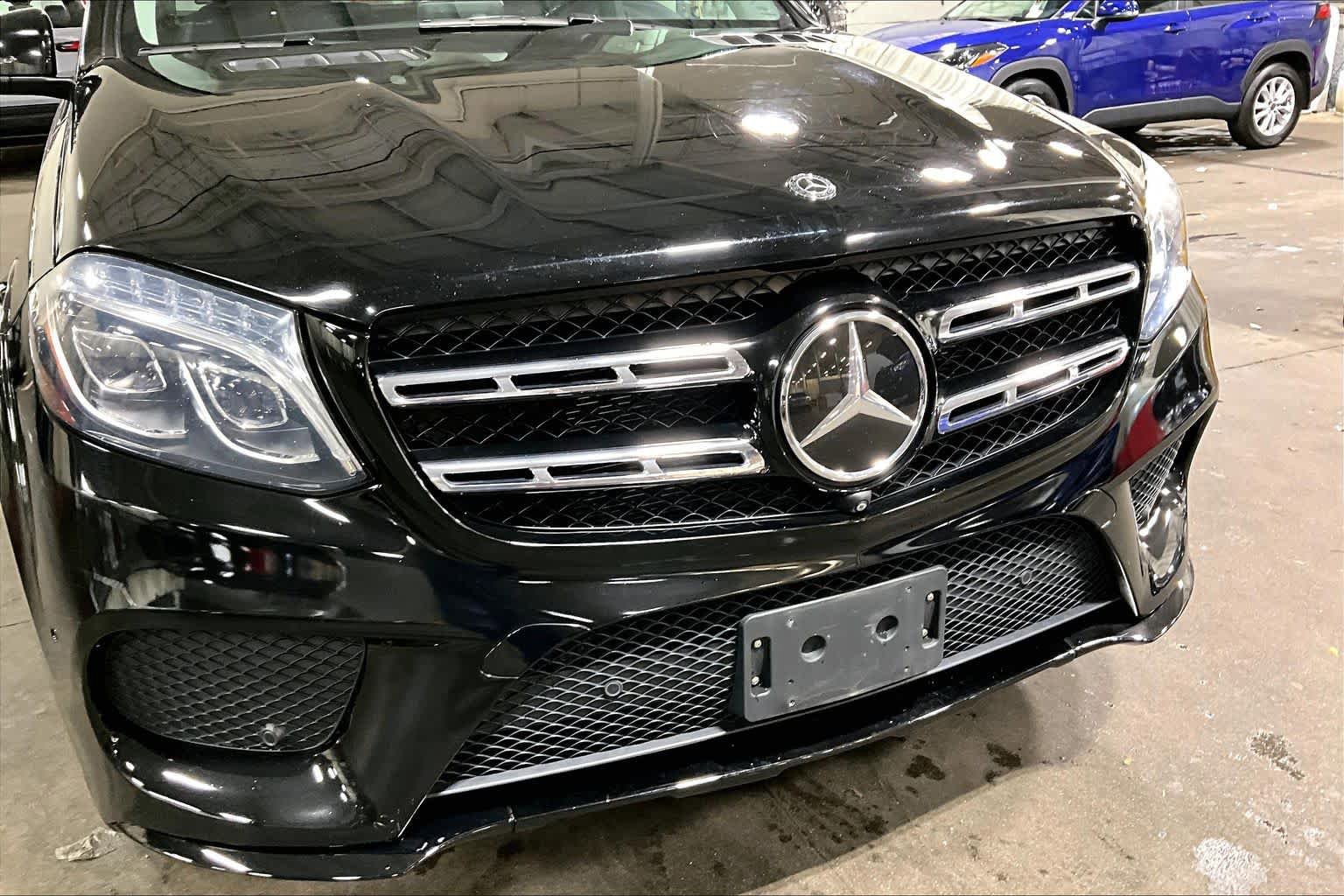 Used 2018 Mercedes-Benz GLS 550 4MATIC image 30