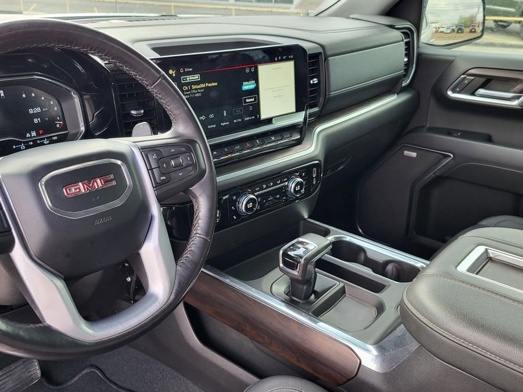 Used 2022 GMC Sierra 1500 SLT w/ SLT Convenience Package image 24