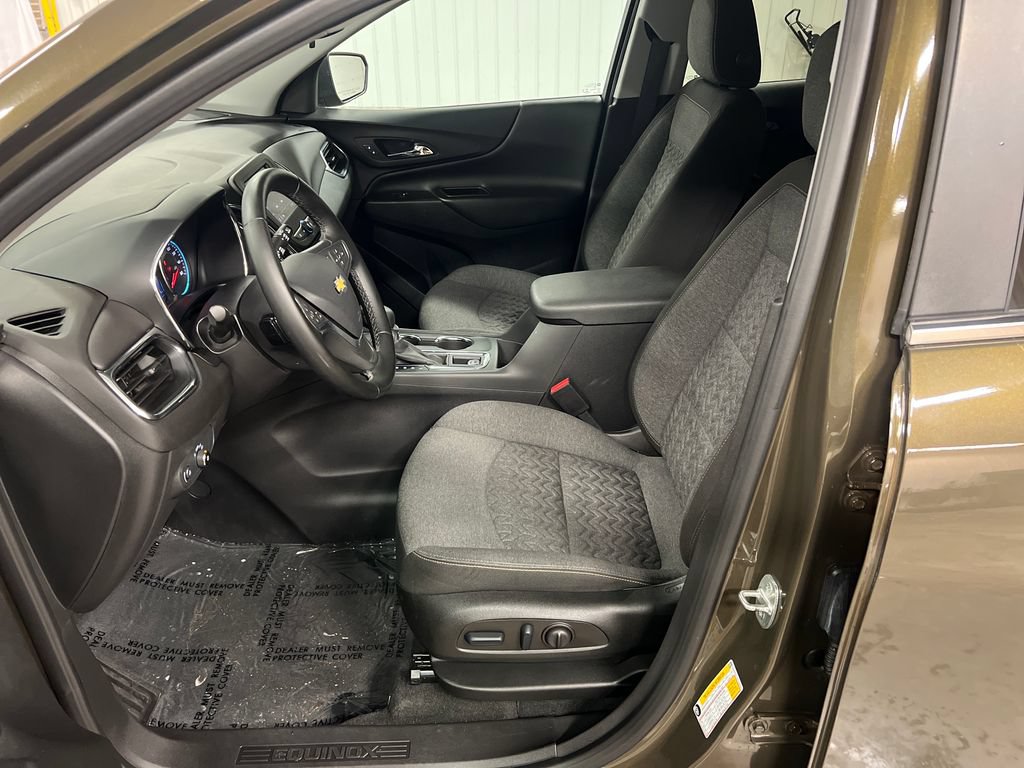 Certified 2023 Chevrolet Equinox LT AWD/4WD image 13