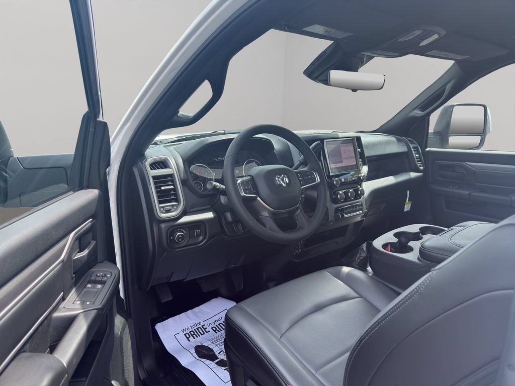 Used 2025 RAM 5500 Tradesman RWD image 5