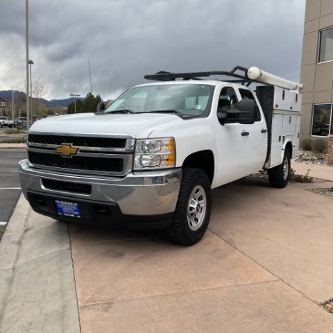 Used 2014 Chevrolet Silverado 3500 W/T w/ Snow Plow Prep Package AWD/4WD image 4