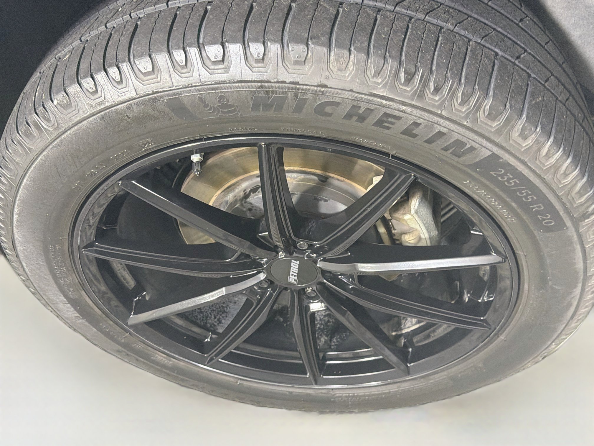 Used 2019 Lexus RX 450h AWD image 11