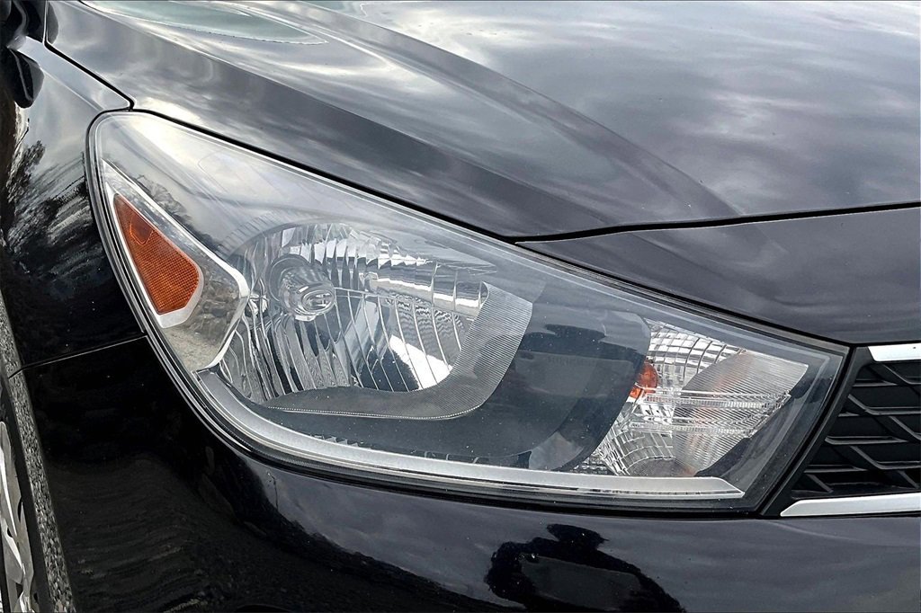 Used 2018 Kia Rio LX image 24