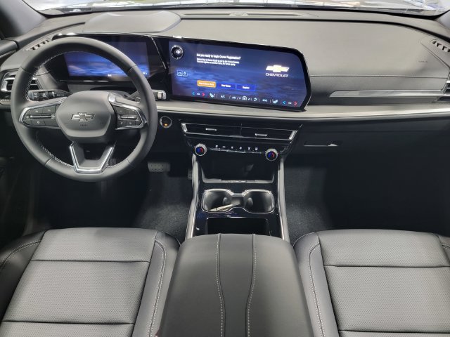 New 2026 Chevrolet Traverse LT w/ Sun and Wheel Package AWD/4WD image 18