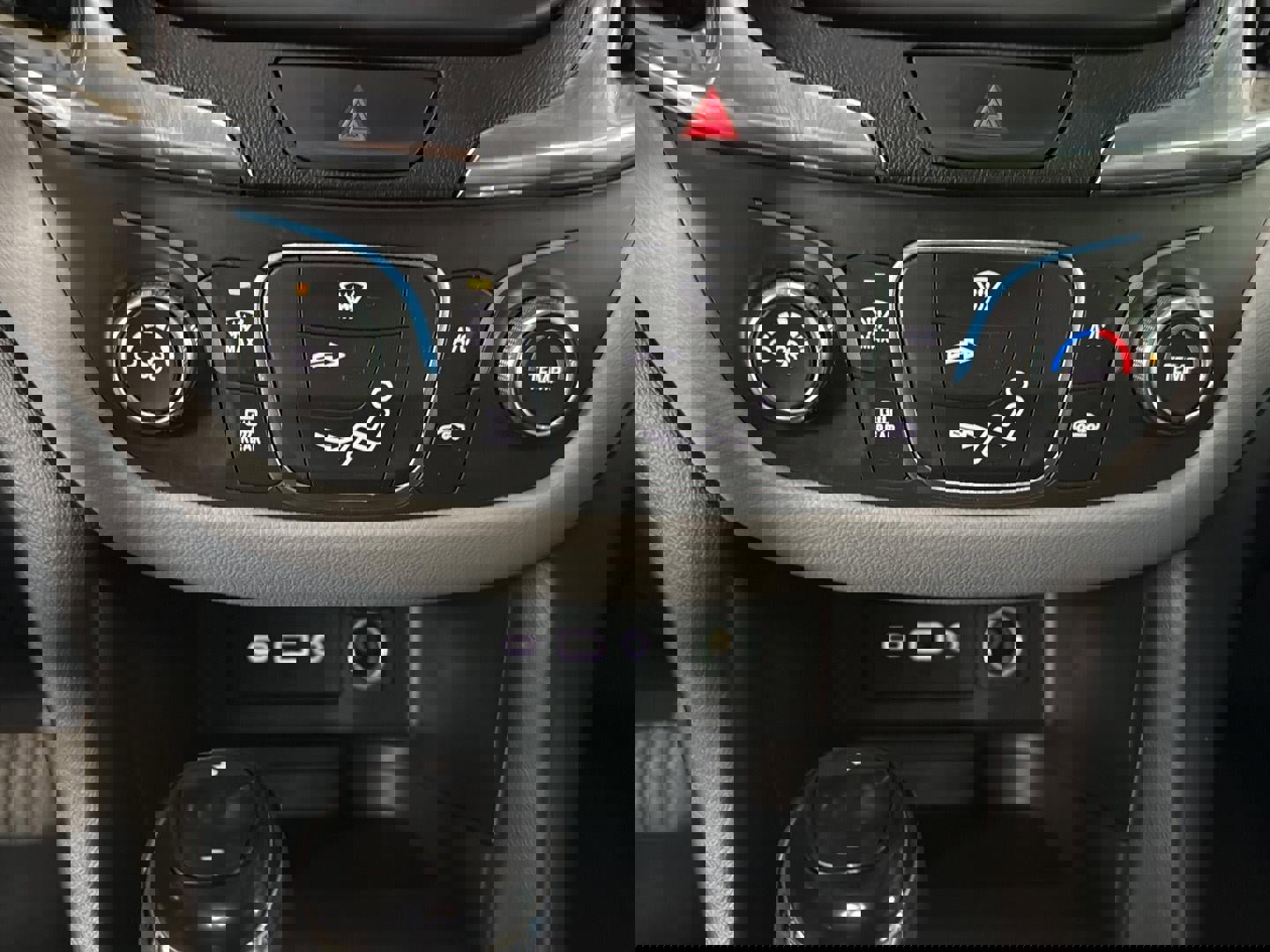 Used 2021 Chevrolet Equinox LS image 15