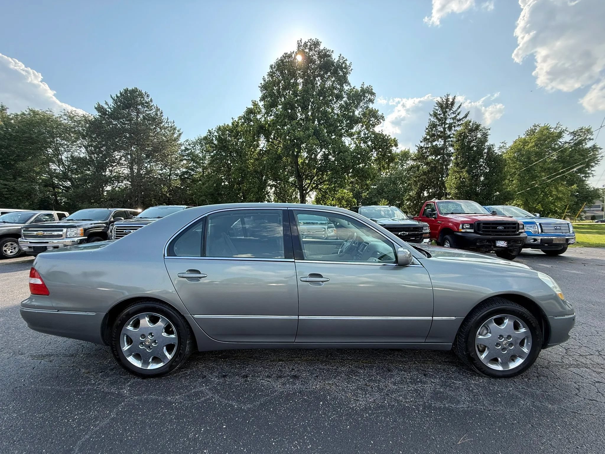 Used 2001 Lexus LS 430 RWD image 7