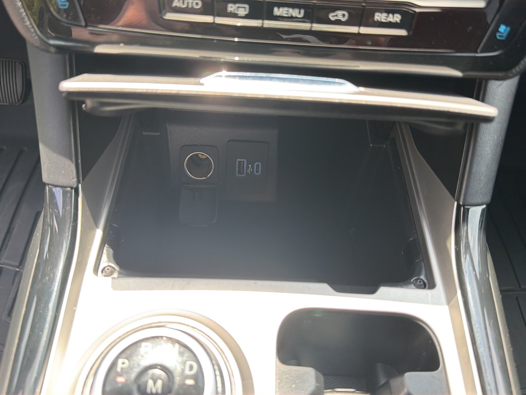 Used 2021 Ford Explorer ST w/ Equipment Group 401A AWD/4WD image 32