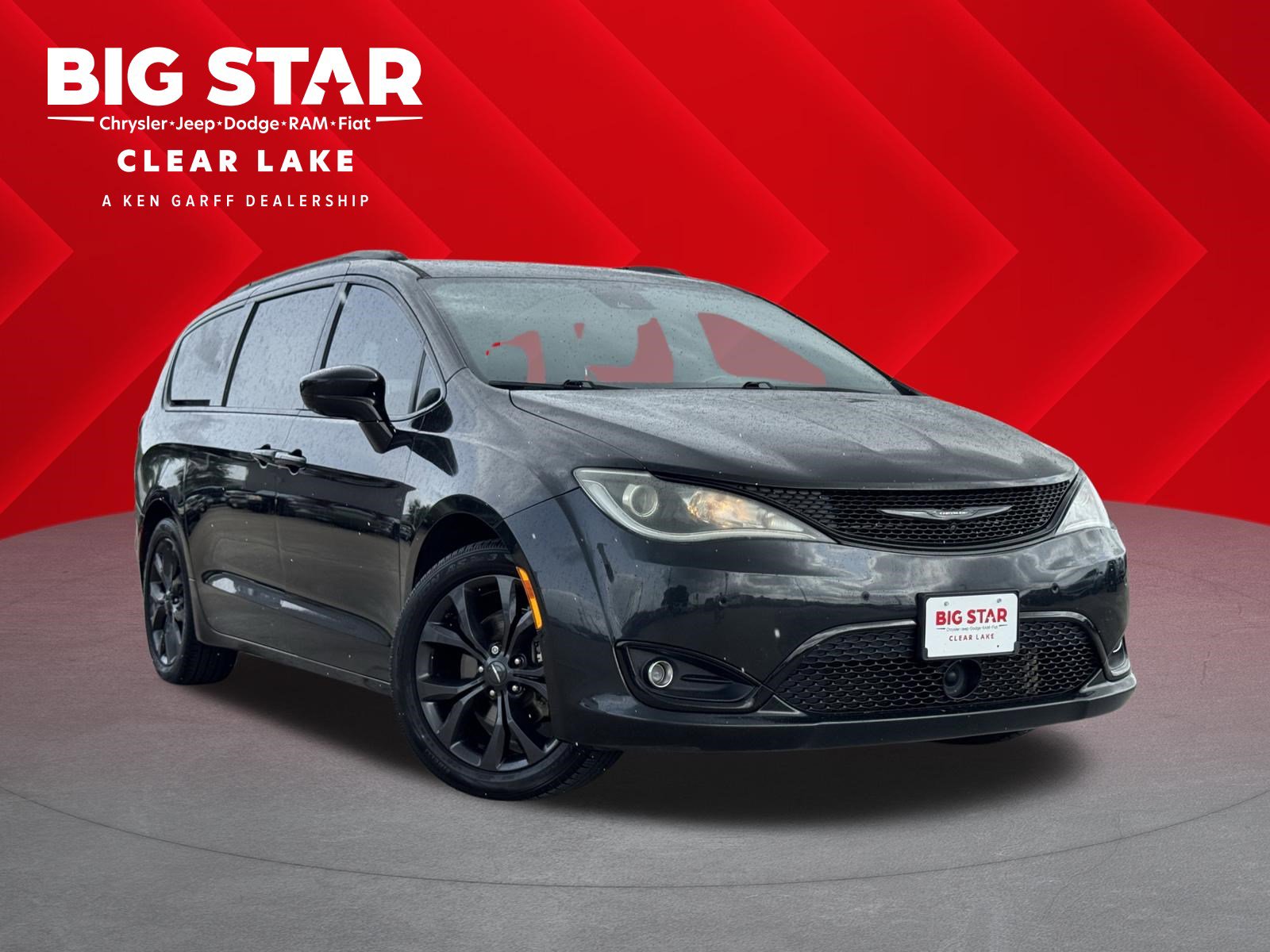 Used 2019 Chrysler Pacifica Touring-L Plus w/ Advanced Safetytec Group FWD image 1