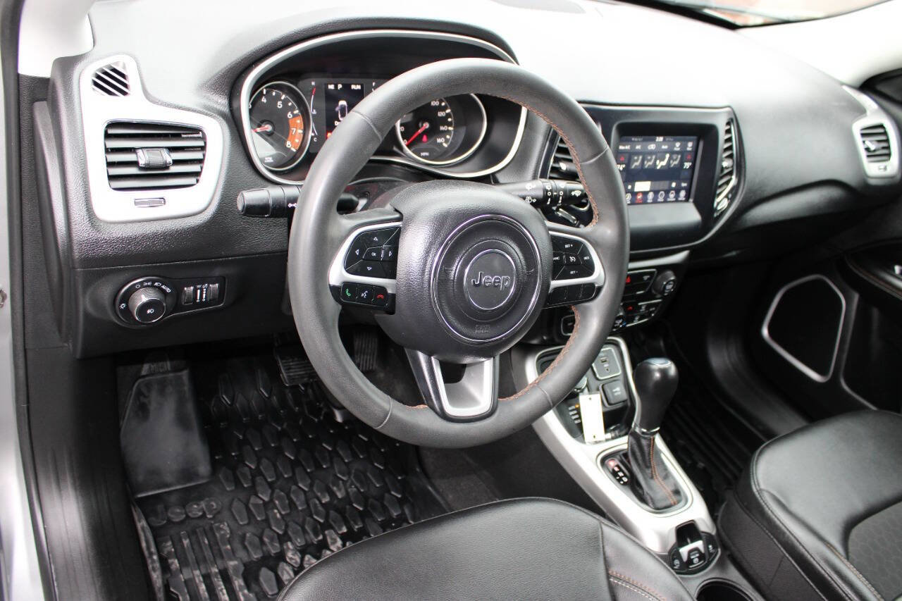 Used 2021 Jeep Compass Latitude AWD/4WD image 8
