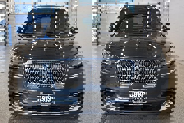 Used 2021 Lincoln Aviator Reserve w/ Equipment Group 201A image 3