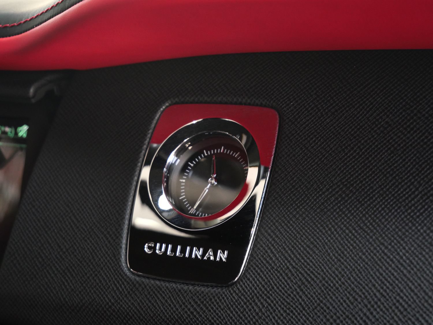 Used 2023 Rolls-Royce Cullinan AWD/4WD image 14