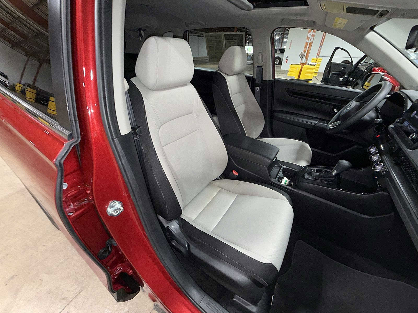Used 2024 Honda CR-V EX image 16