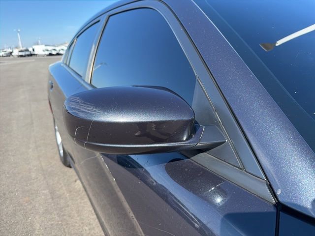 Used 2019 Dodge Charger SXT w/ Leather Interior Group RWD image 4