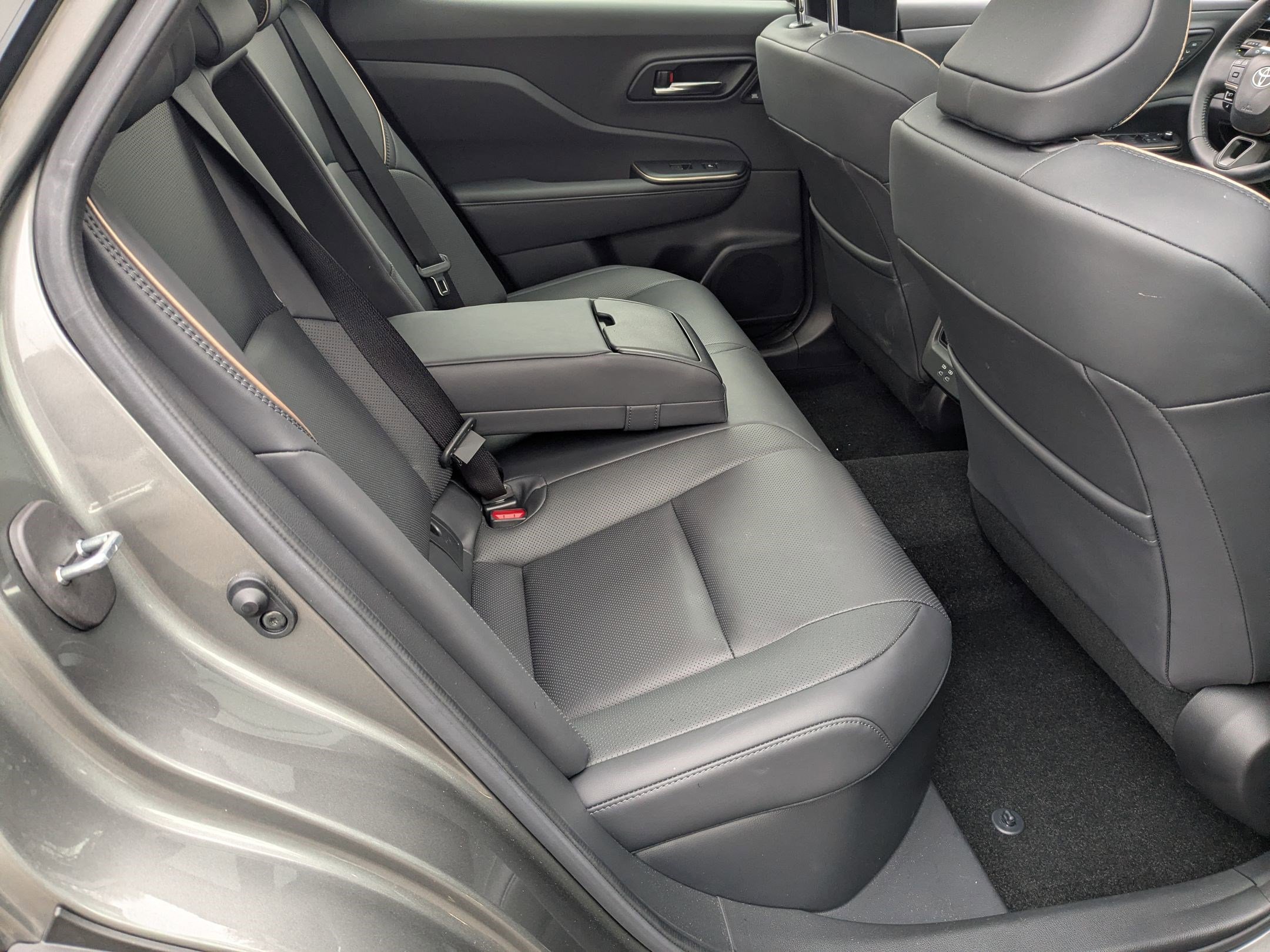 Used 2023 Toyota Crown Platinum image 28