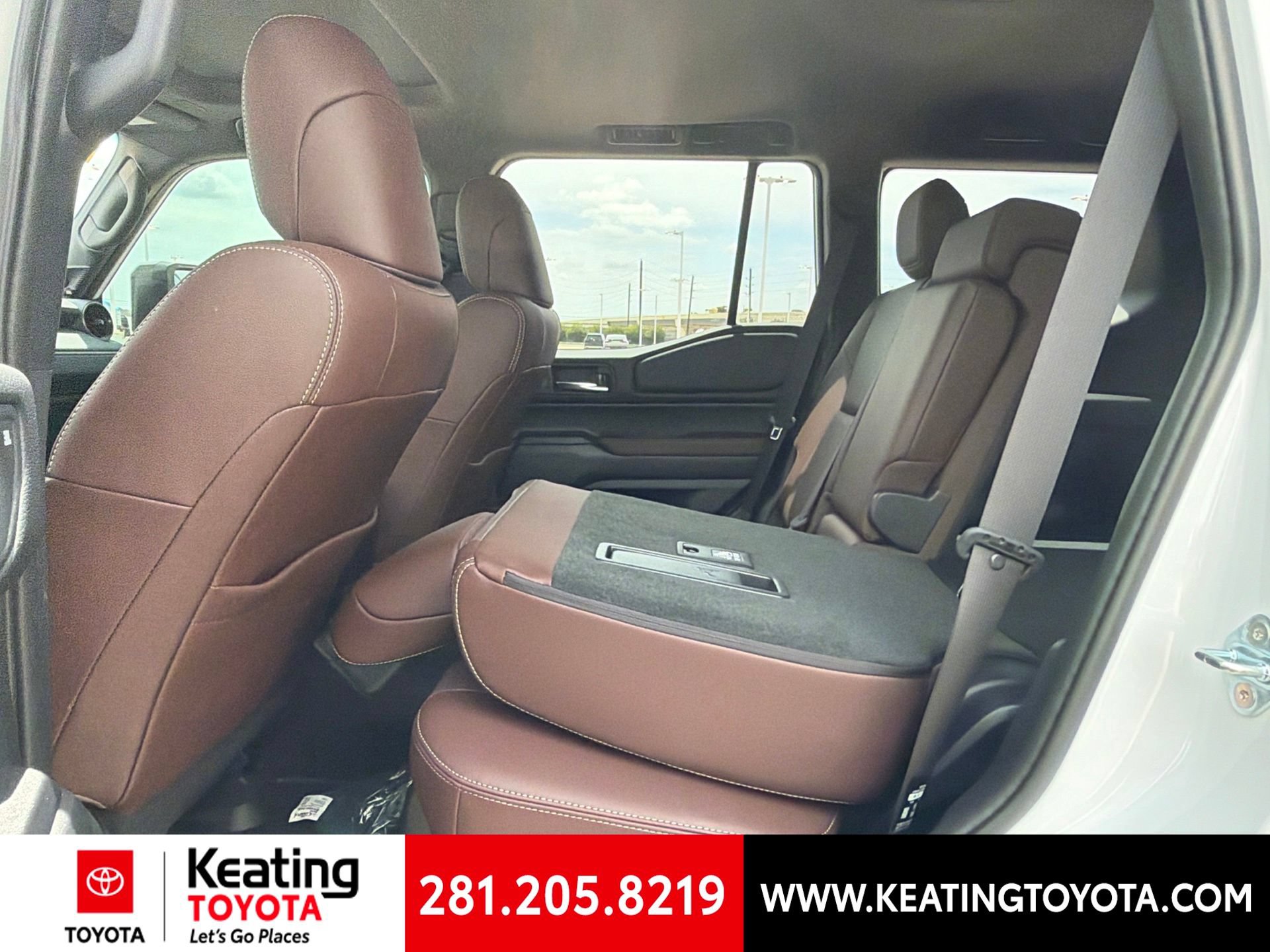 Used 2026 Toyota Land Cruiser w/ Premium Package AWD/4WD image 10