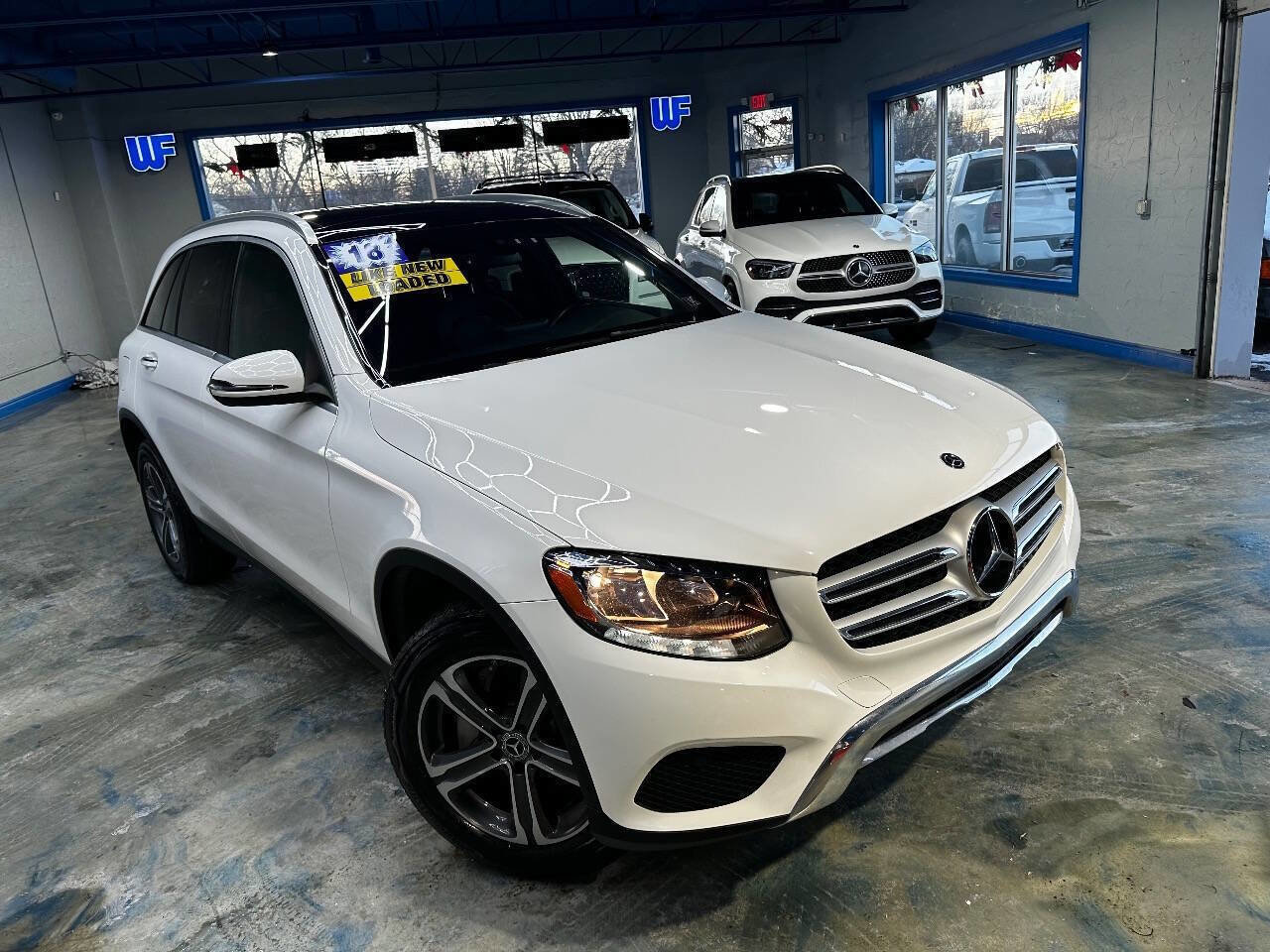 Used 2018 Mercedes-Benz GLC 300 4MATIC image 4