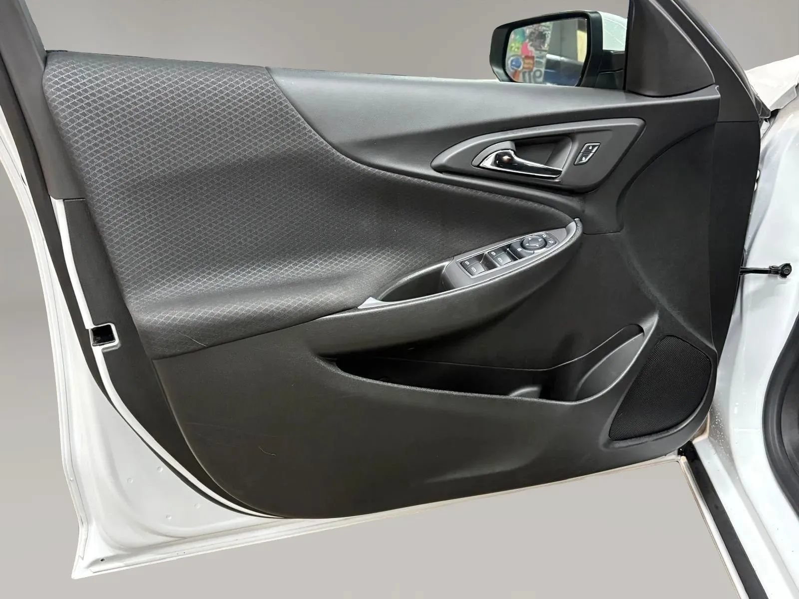 Used 2023 Chevrolet Malibu RS FWD image 24