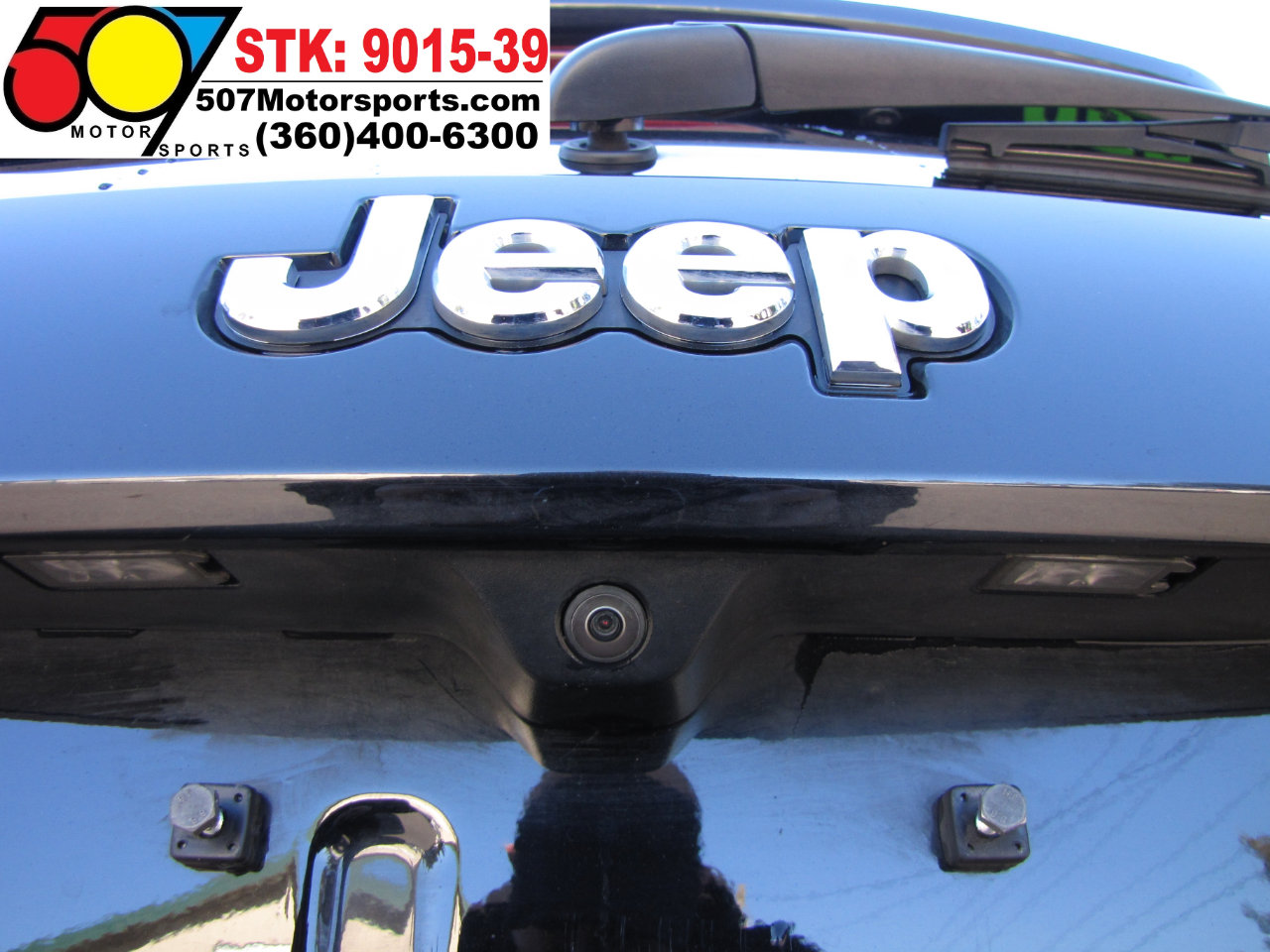 Used 2020 Jeep Grand Cherokee Laredo image 13