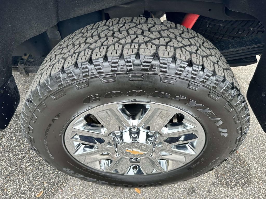 Used 2024 Chevrolet Silverado 2500 High Country image 27
