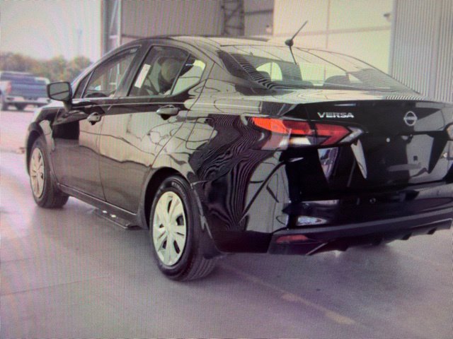 Certified 2025 Nissan Versa S w/ Trunk Package FWD image 8