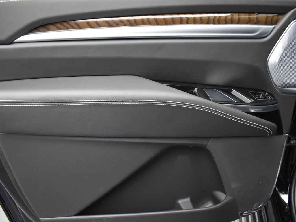 Certified 2026 Cadillac Escalade ESV Platinum Sport w/ LPO, ONYX Package image 26