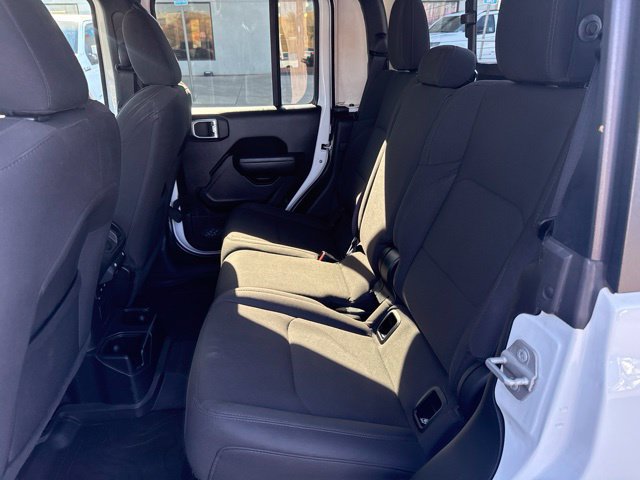 Certified 2022 Jeep Gladiator Sport AWD/4WD image 28