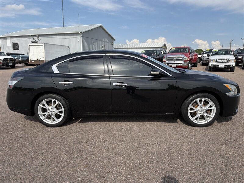 Used 2014 Nissan Maxima 3.5 SV w/ Premium Package FWD image 6