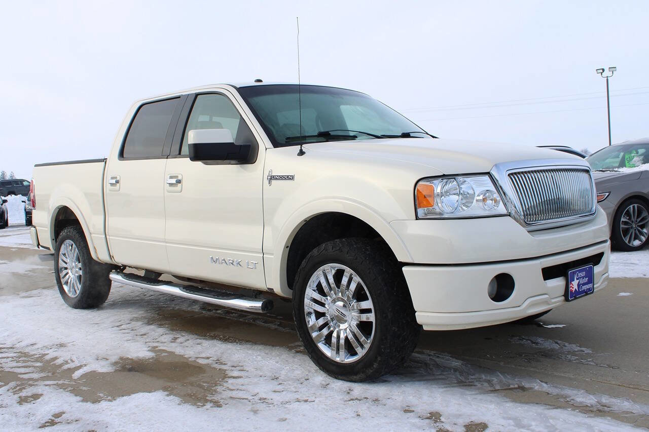 Used 2007 Lincoln Mark LT 4x4 image 3