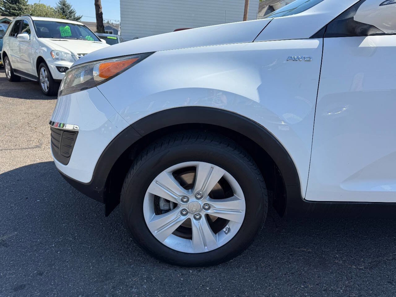 Used 2011 Kia Sportage LX w/ Convenience Pkg image 12