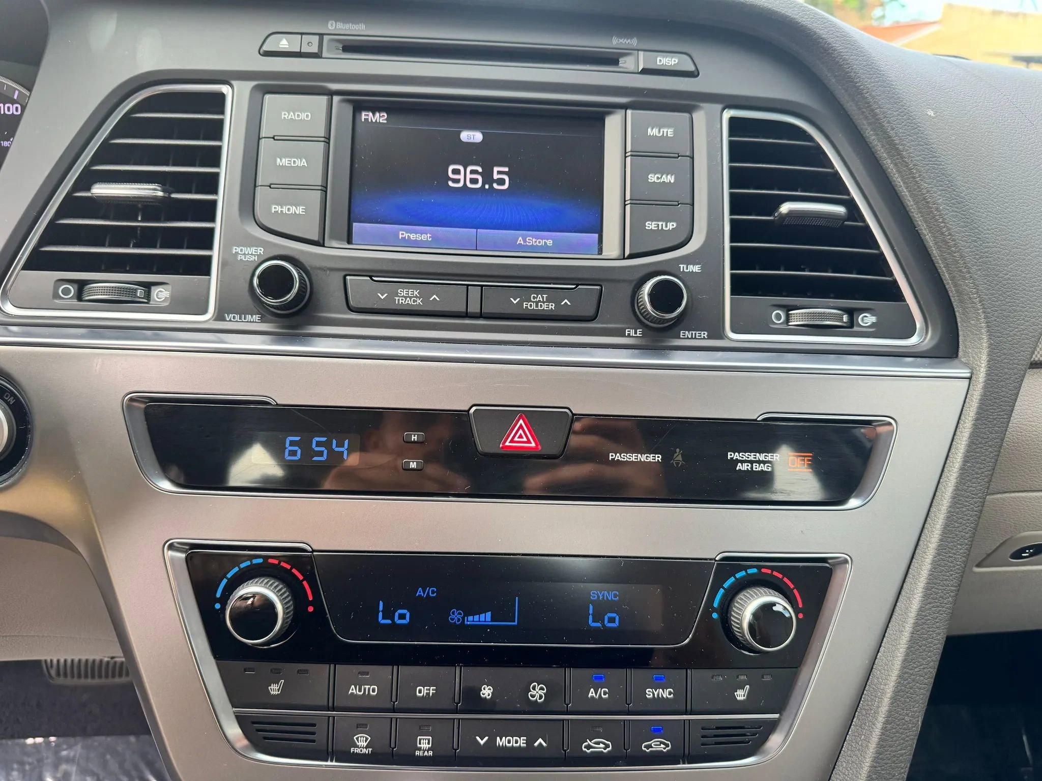 Used 2015 Hyundai Sonata Sport w/ Option Group 03 FWD image 21
