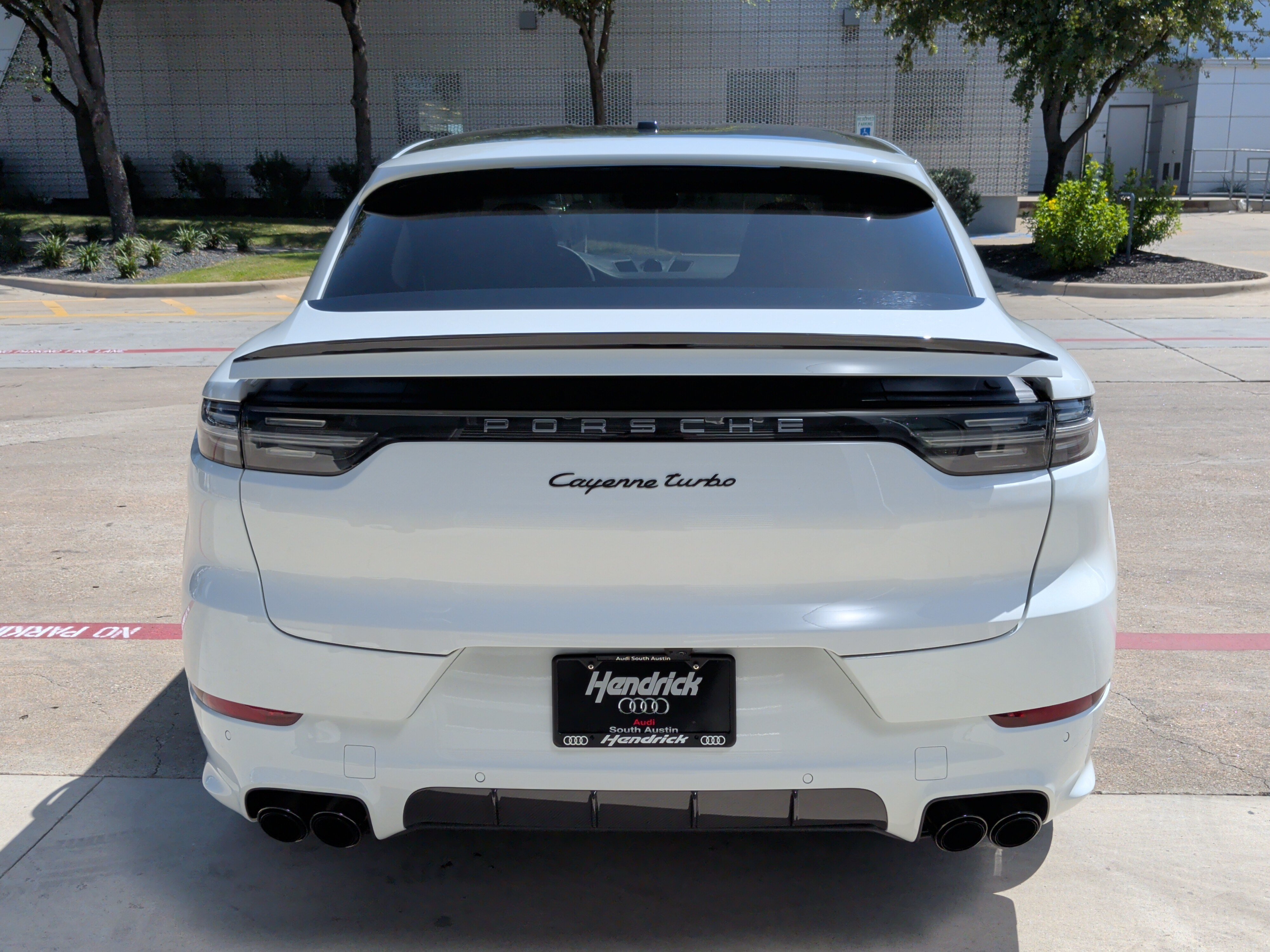 Used 2020 Porsche Cayenne Turbo AWD/4WD image 9