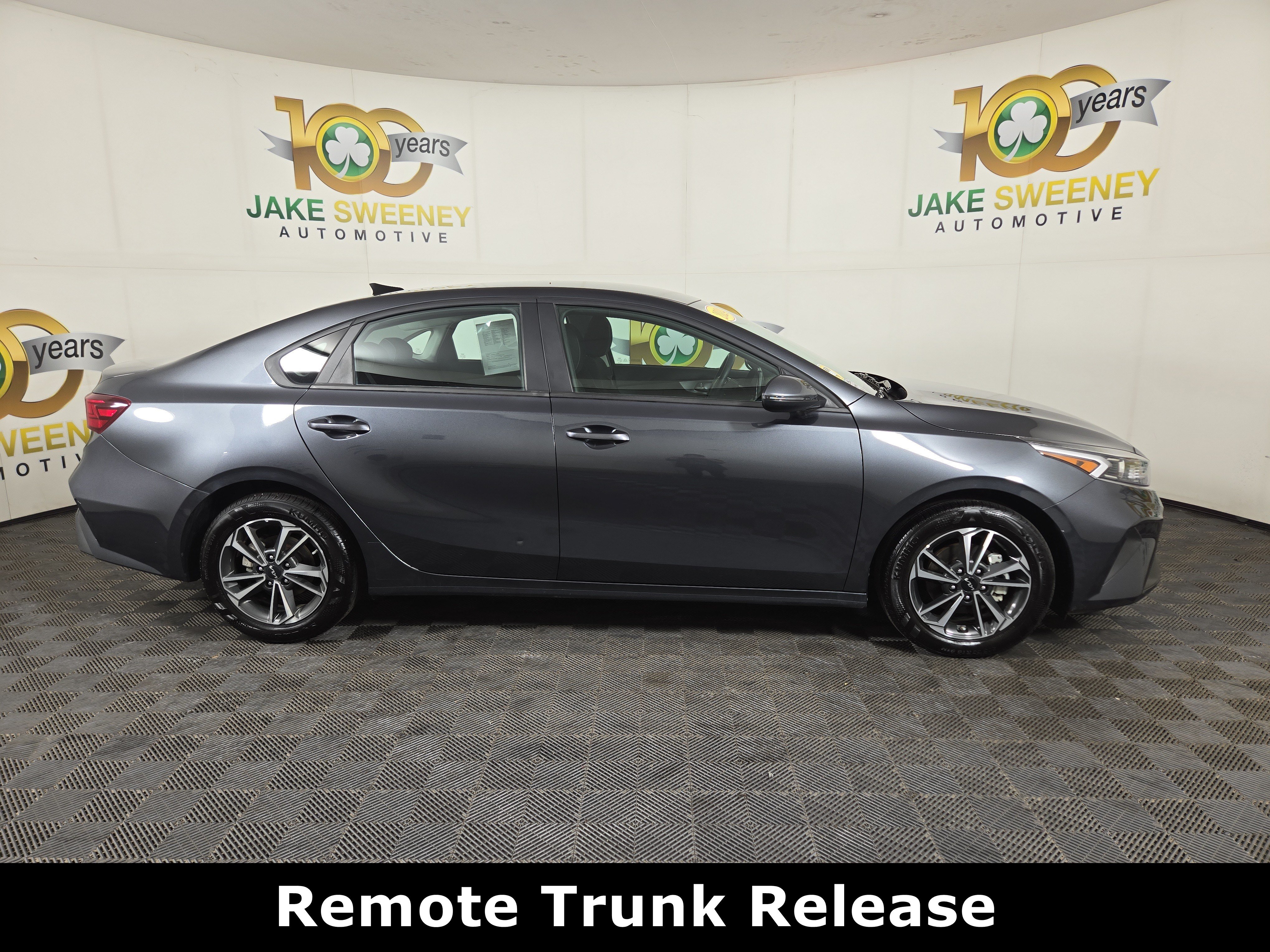 Used 2024 Kia Forte LXS w/ LXS Technology Package FWD image 10