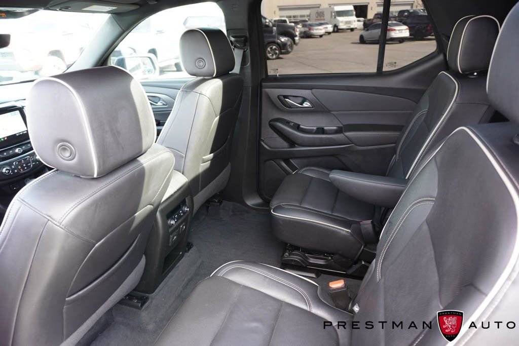 Used 2022 Chevrolet Traverse Premier w/ Redline Edition image 41